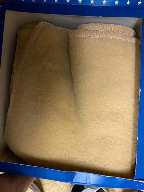 Solemio - warm kwalitatief 2 persoons deken 220 x 240 cm, Huis en Inrichting, Woonaccessoires | Kussens, Zo goed als nieuw, Bruin