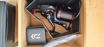 2 x splinternieuwe daiwa basia 45 SCW QD. beschikbaar voor biedingen