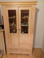 Mooie eetplaats met vitrine kast , tafel 6 stoelen enz......, Huis en Inrichting, Ophalen