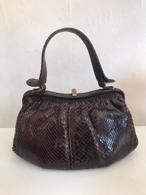Vintage phyton handtasje chocolade bruin, Handtassen en Accessoires, Tassen | Damestassen, Bruin, Ophalen of Verzenden