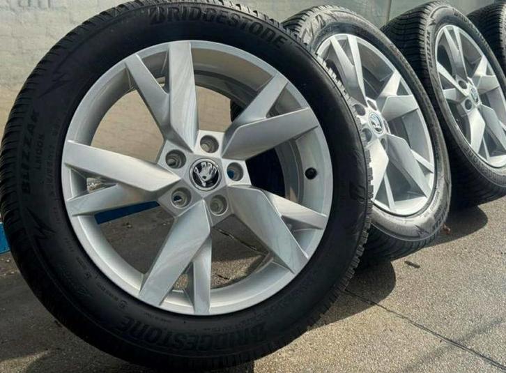 SKODA OCTAVIA 17 INCH WINTERSET - 205/55/R17, Auto-onderdelen, Banden en Velgen, Banden en Velgen, Winterbanden, 17 inch, 205 mm