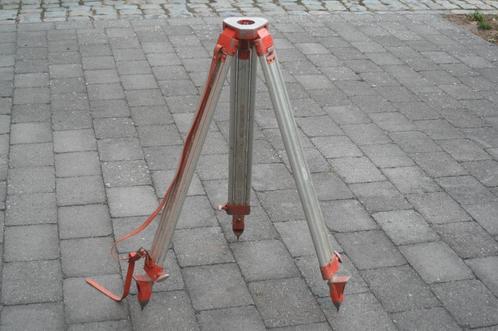 Industrieel statief tripod driepikkel voor lamp / spot, Antiek en Kunst, Antiek | Gereedschap en Instrumenten, Ophalen of Verzenden