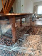 Table en noyer, Maison & Meubles, Enlèvement