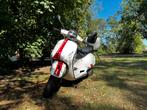Vespa GTS 300 Racing Sixties editie, Motoren, Motoren | Piaggio, Scooter, Particulier, 278 cc, 12 t/m 35 kW
