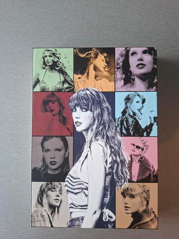 Taylor Swift.  Eras Tour official mini VIP box. beschikbaar voor biedingen