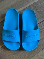 Chaussons de piscine Balenciaga, Balenciaga, Bleu, Porté, Sabots