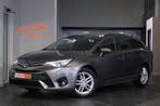 Toyota Avensis SW 1.6i Comfort Navi Camera Cruise Garantie *, Auto's, Toyota, Stof, Euro 6, 4 cilinders, https://public.car-pass.be/vhr/7a856e38-79e0-41ff-81f4-2099f0c0d293