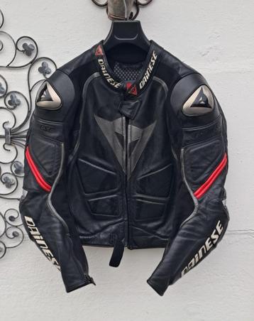 Topvest van Dainese maat 54 beschikbaar voor biedingen