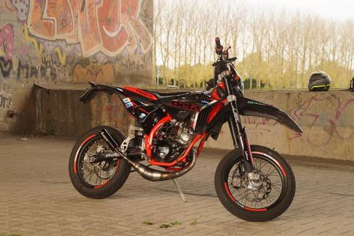 Bèta rr50 track, Fietsen en Brommers, Brommers | Crossbrommers, Ophalen