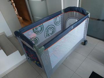 Reisbedje met aparte matras, weinig gebruikt beschikbaar voor biedingen