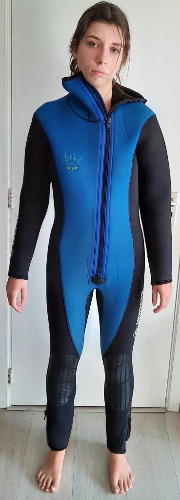 Artika model duikpak maat 3, Watersport en Boten, Duiken, Duikpak, Verzenden
