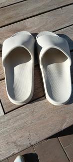 Dames slippers, Kleding | Dames, Schoenen, Overige kleuren, Nieuw, Ophalen of Verzenden, Slippers