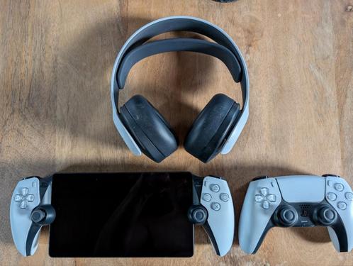 Console PS5 digitale +manette dual sense+casque PS+PS Portal, Games en Spelcomputers, Spelcomputers | Sony PlayStation 5, Zo goed als nieuw