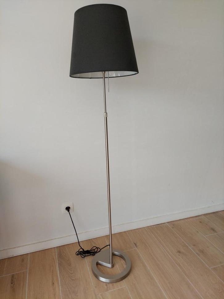 Moderne dimbare staanlamp inclusief 1 lamp, Huis en Inrichting, Lampen | Overige, Zo goed als nieuw, Ophalen