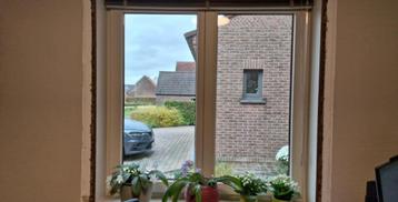 vast raam in afzelia hout beschikbaar voor biedingen