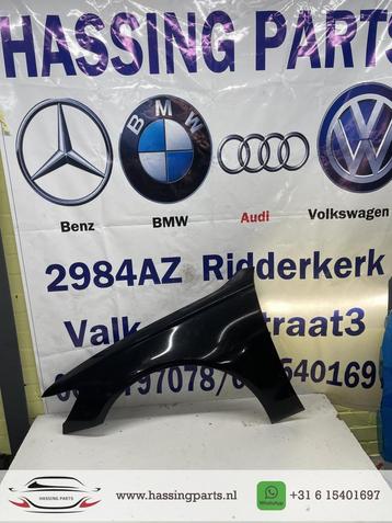 AUDI A8 D5 4N SCHERM LINKS beschikbaar voor biedingen