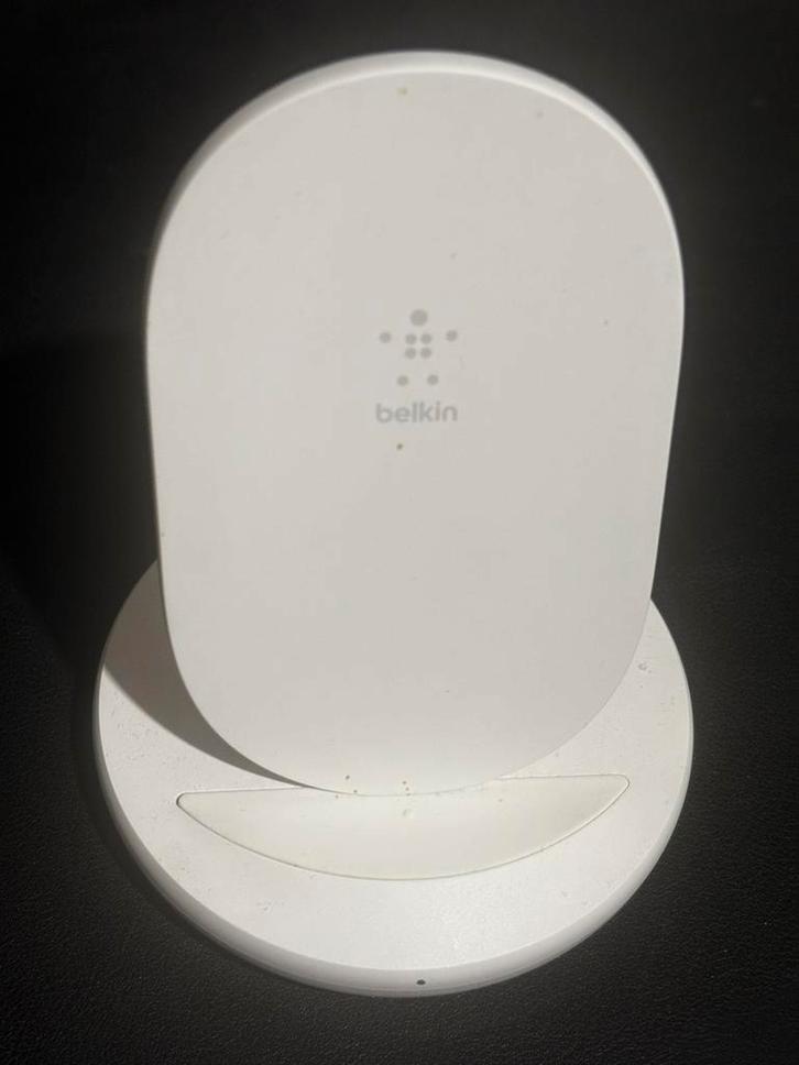 Chargeur sans fil Belkin 15W, Telecommunicatie, Mobiele telefoons | Telefoon-opladers, Zo goed als nieuw, Ophalen