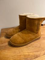 Gevoerde kangaroos boots nieuw, Kinderen en Baby's, Kinderkleding | Schoenen en Sokken, Ophalen, Zo goed als nieuw