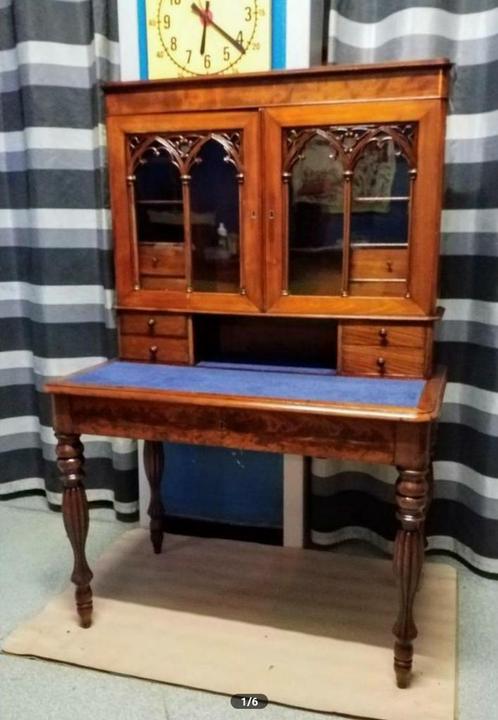 Klein damesbureau uit de 'Louis Philippe' 19e eeuwse mahonie, Antiek en Kunst, Antiek | Meubels | Kasten, Ophalen
