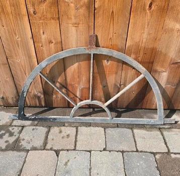 Gietijzeren stalraam 80x42cm (Zie beschrijving) beschikbaar voor biedingen