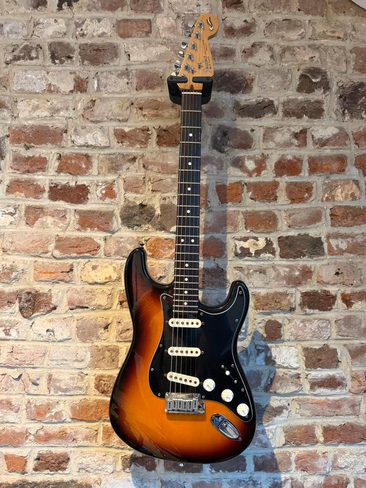 Fender Stratocaster USA — 40e verjaardag — Texan, Muziek en Instrumenten, Snaarinstrumenten | Gitaren | Elektrisch, Gebruikt, Solid body