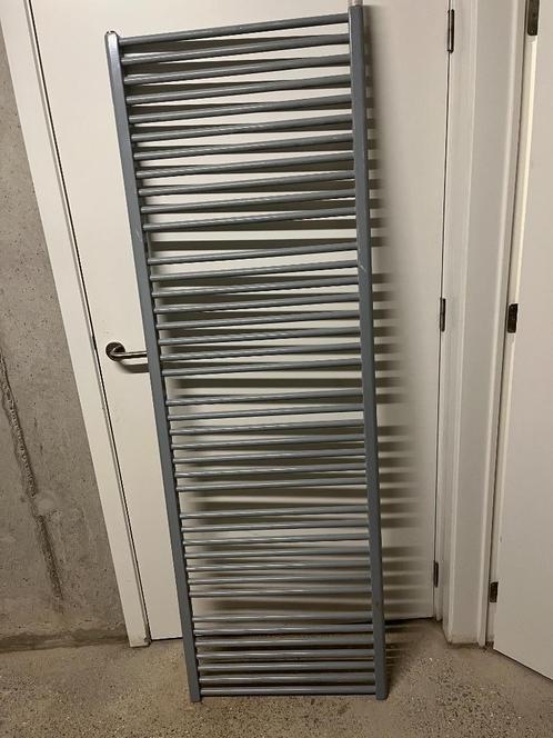 Electrische design radiator merk vasco, Doe-het-zelf en Bouw, Verwarming en Radiatoren, Zo goed als nieuw, Radiator, 800 watt of meer