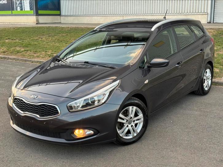 Kia ceed 1.6 CRDI Prêt a être immatriculé, Auto's, Kia, Particulier, (Pro) Cee d, ABS, Adaptive Cruise Control, Airbags, Airconditioning