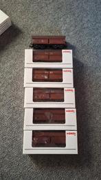 NIEUWE marklin 46255 set van 5 gesloten ertswagens +1 extra, Neuf, Courant alternatif, Enlèvement, Set de Trains