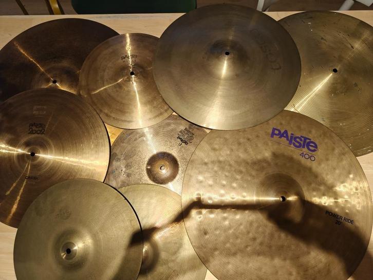 Veel cymbalen (Paiste, Zildjian, Sabian, ...), Muziek en Instrumenten, Drumstellen en Slagwerk, Zo goed als nieuw, Overige merken