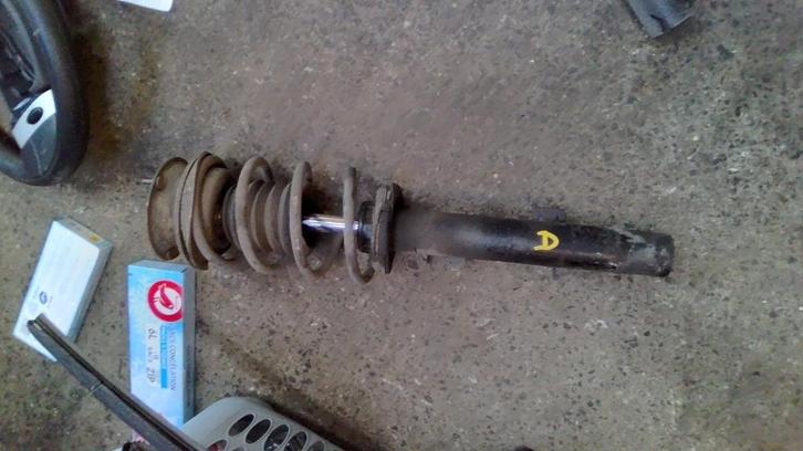 Amortisseur avant droit BMW E87 1.6i 85kw 2004-2006 LP/14553, Auto-onderdelen, Ophanging en Onderstel, BMW, Gebruikt, Ophalen