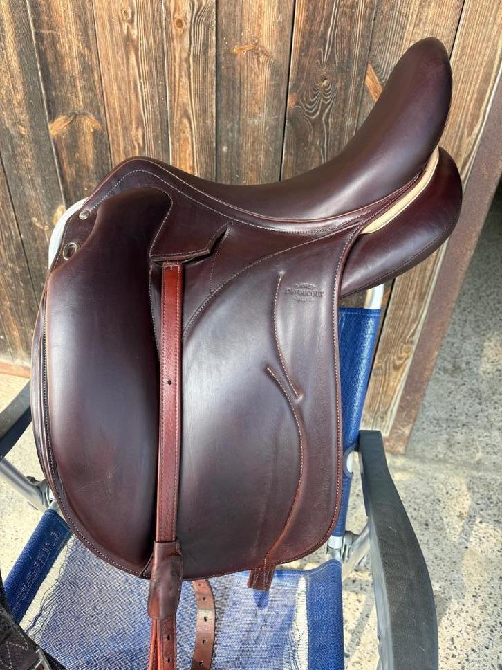 Selle Devoucoux Makila, Dieren en Toebehoren, Paarden en Pony's | Zadels, Zo goed als nieuw, Dressuur, Ophalen