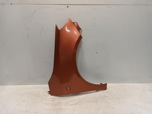 SPATBORD RECHTS VOOR Skoda Fabia II (5J) (01-2006/12-2014), Auto-onderdelen, Carrosserie, Spatbord, Skoda, Voor, Rechts, Gebruikt