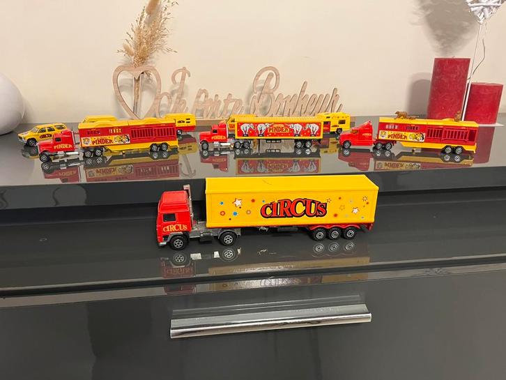 Majorette Camion +remorqu jeep +remorque fourgon camping car, Verzamelen, Speelgoed, Gebruikt, Ophalen