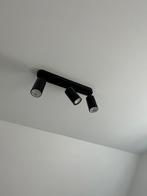 Zwarte spots met drie lampen, Huis en Inrichting, Lampen | Spots, Ophalen, Zo goed als nieuw