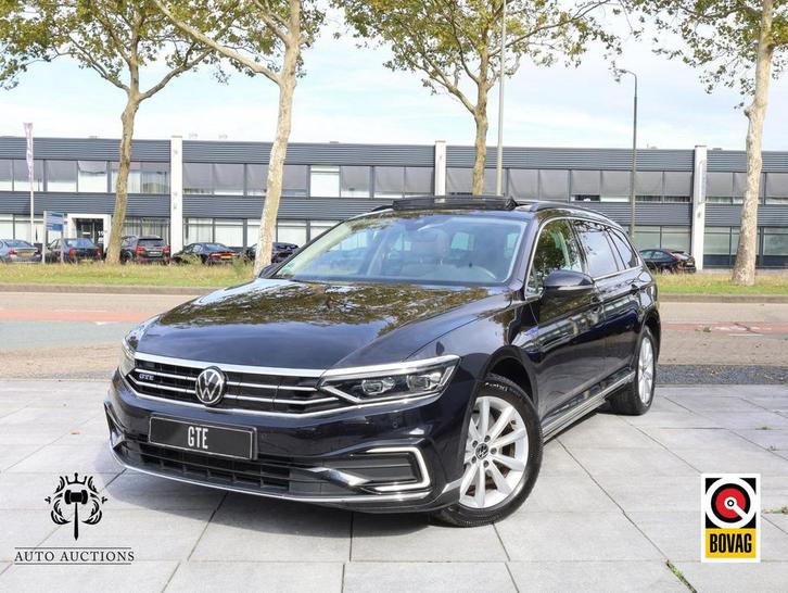 Volkswagen Passat Variant GTE 1.4 TSI PHEV 218PK | Panodak |, Auto's, Volkswagen, Bedrijf, Passat, ABS, Adaptive Cruise Control