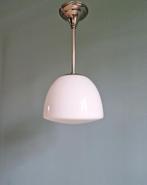 Art Deco hanglamp in wit opaline en verchroomd metaal, Ophalen of Verzenden