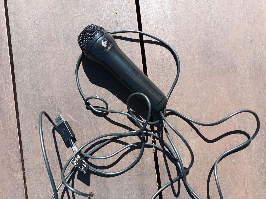 Wii micro Logitech, Games en Spelcomputers, Games | Nintendo Wii, Ophalen, Muziek, Zo goed als nieuw, 3 spelers of meer