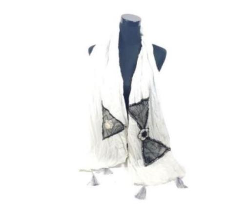 LUXE SJAAL WIT MET MOOIE DETAILS 160x40 cm, Kleding | Dames, Mutsen, Sjaals en Handschoenen, Nieuw, Sjaal, Ophalen of Verzenden