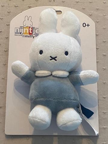 Nijntje knuffel ( Tiamo ) beschikbaar voor biedingen