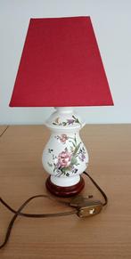 lampe de table en céramique avec abat-jour en tissu bordeaux, Enlèvement ou Envoi, Comme neuf, Tissus, Moins de 50 cm