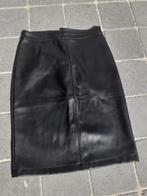 (nep) leder rok maat XS Zwart, Kleding | Dames, Rokken, Zwart, Ophalen of Verzenden, Knielengte, Maat 34 (XS) of kleiner