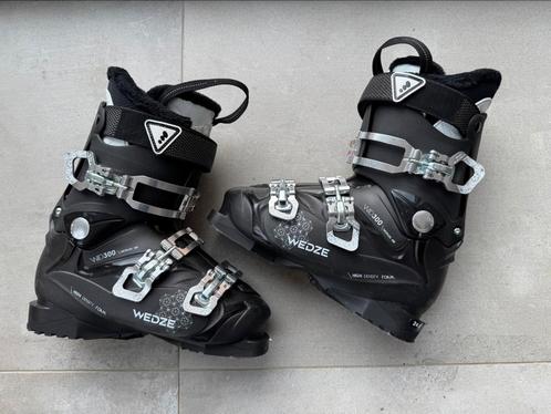 Skischoenen wedze wid 300 (Mondo 24,5 - damesmaat 38), Sport en Fitness, Skiën en Langlaufen, Gebruikt, Ophalen