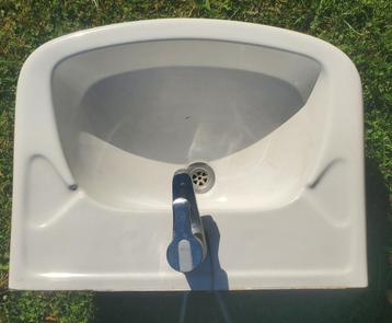 LAVABO beschikbaar voor biedingen