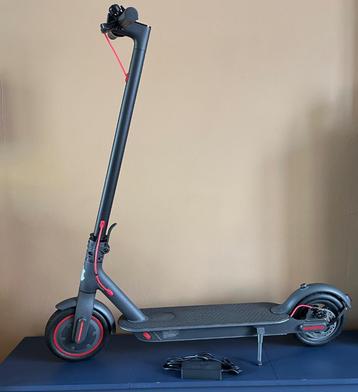 Xiaomi M365 Pro  beschikbaar voor biedingen