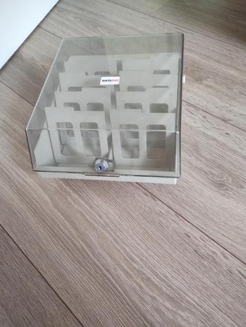 opbergbox voor 3 1/2 inch diskettes  beschikbaar voor biedingen