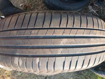 2 stuks Bridgestone turanza 205/60/16 beschikbaar voor biedingen