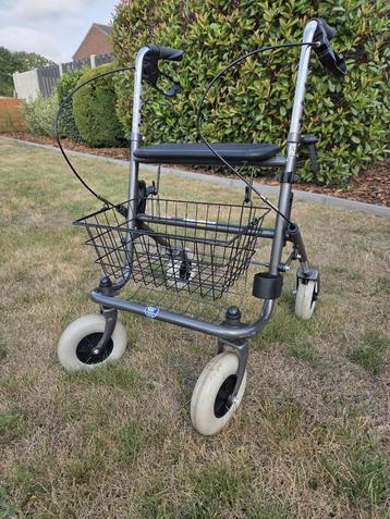 rollator als nieuw beschikbaar voor biedingen