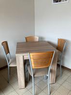 Vierkante tafel, Huis en Inrichting, Tafels | Eettafels, Ophalen, Zo goed als nieuw