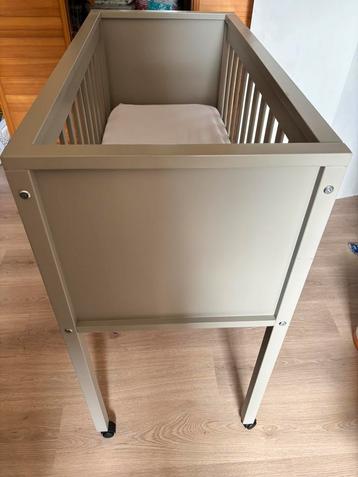 Babybed wieg kabouterbed + matrasje + aerosleep beschikbaar voor biedingen