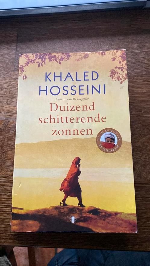 Khaled Hosseini - Duizend schitterende zonnen, Boeken, Literatuur, Zo goed als nieuw, Ophalen of Verzenden